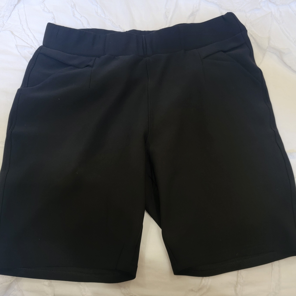 Maze Collection Stretch Bermuda Shorts